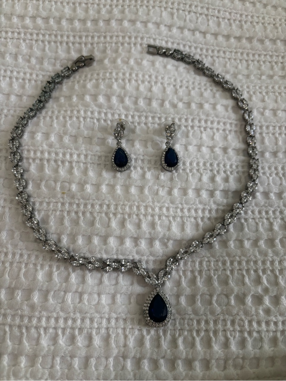 Silver-Tone Necklace & Earring Set with Dark Blue Teardrop Stones